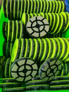 4 Inch Ceramic Diamond Polishing Pads Dry Use for Hard Concrete Floor High Efficiency Grinding Discs 1cm Thickness Polish Pad