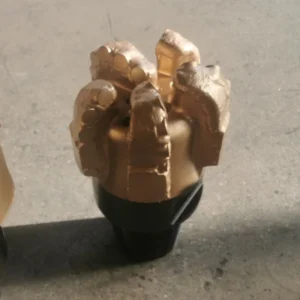 Rock Crusher PDC Drill Bit With 5 Wings